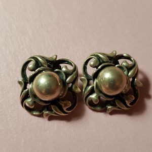 Vintage sterling earrings stamped 925 by unknown
